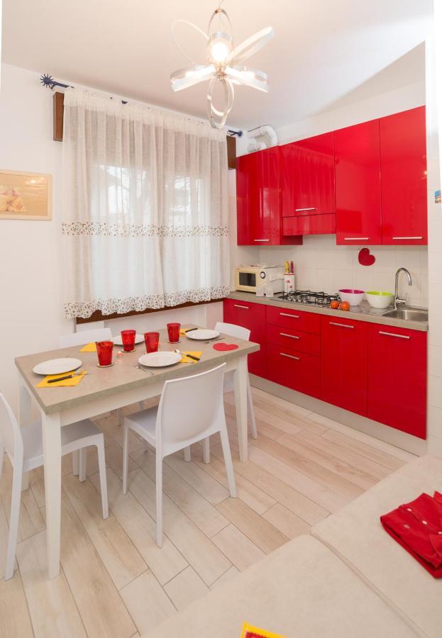 Nuovo E Centrale Appartamento 3-4 Persone Lido di Jesolo Exteriör bild